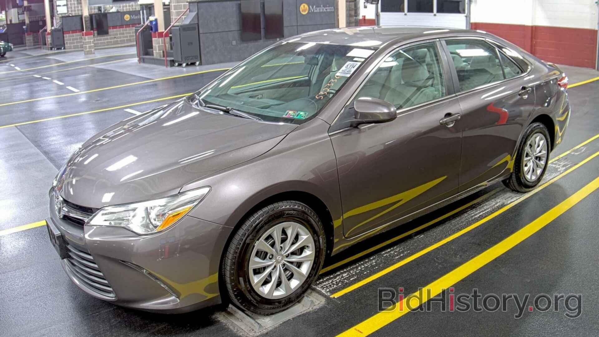 Photo 4T4BF1FK2FR491308 - Toyota Camry 2015