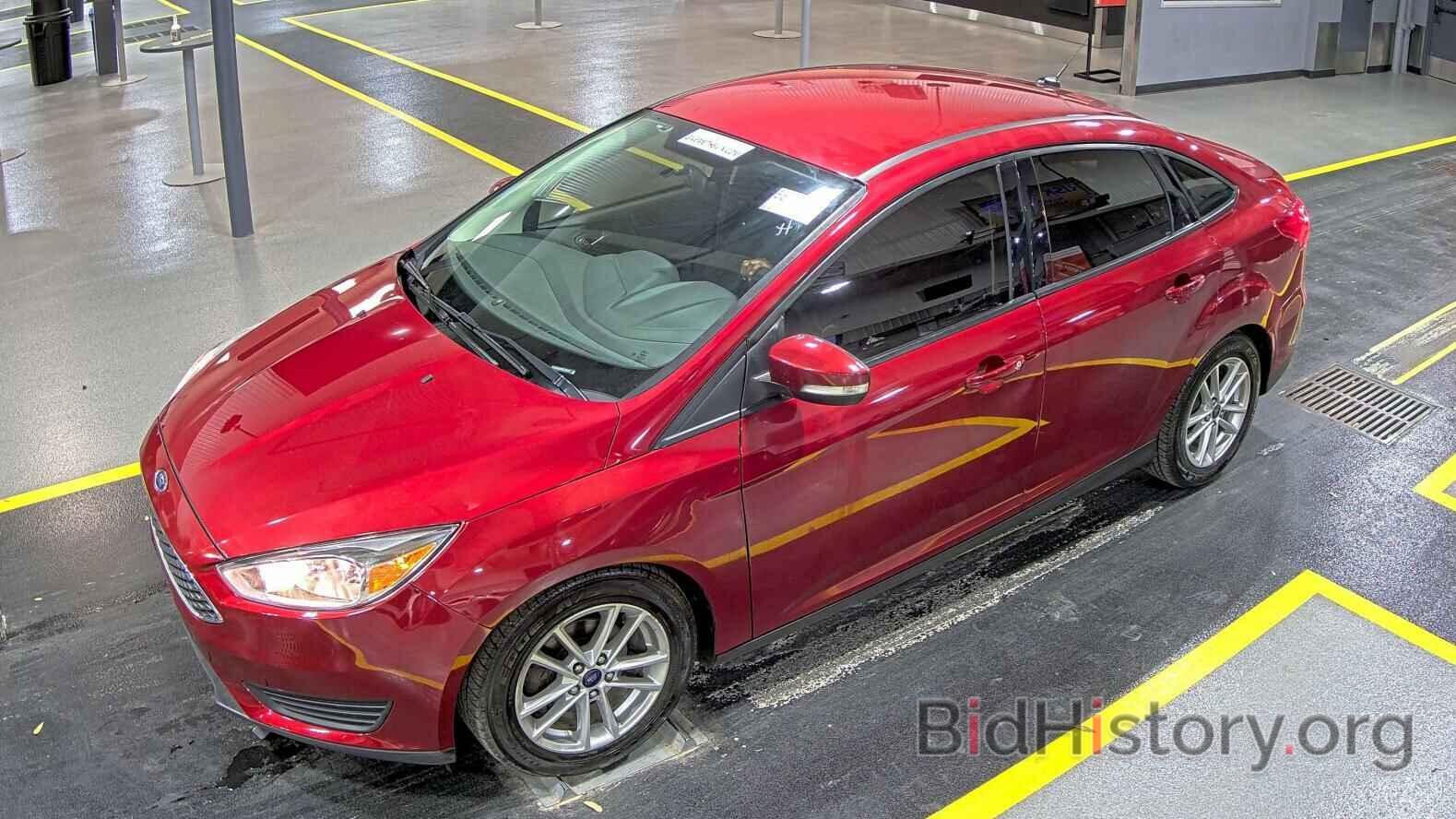 Photo 1FADP3F25HL243522 - Ford Focus SE 2017