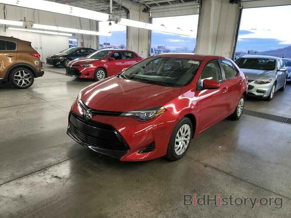 Photo 2T1BURHE9HC895765 - Toyota Corolla LE 2017