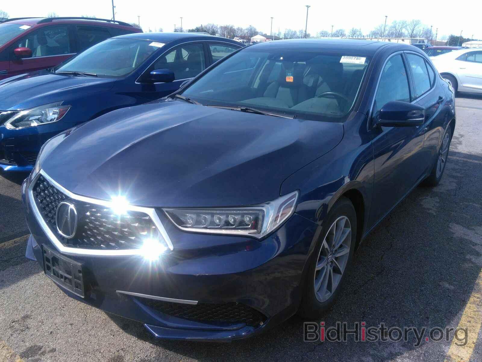 Фотография 19UUB1F59JA010320 - Acura TLX 2018