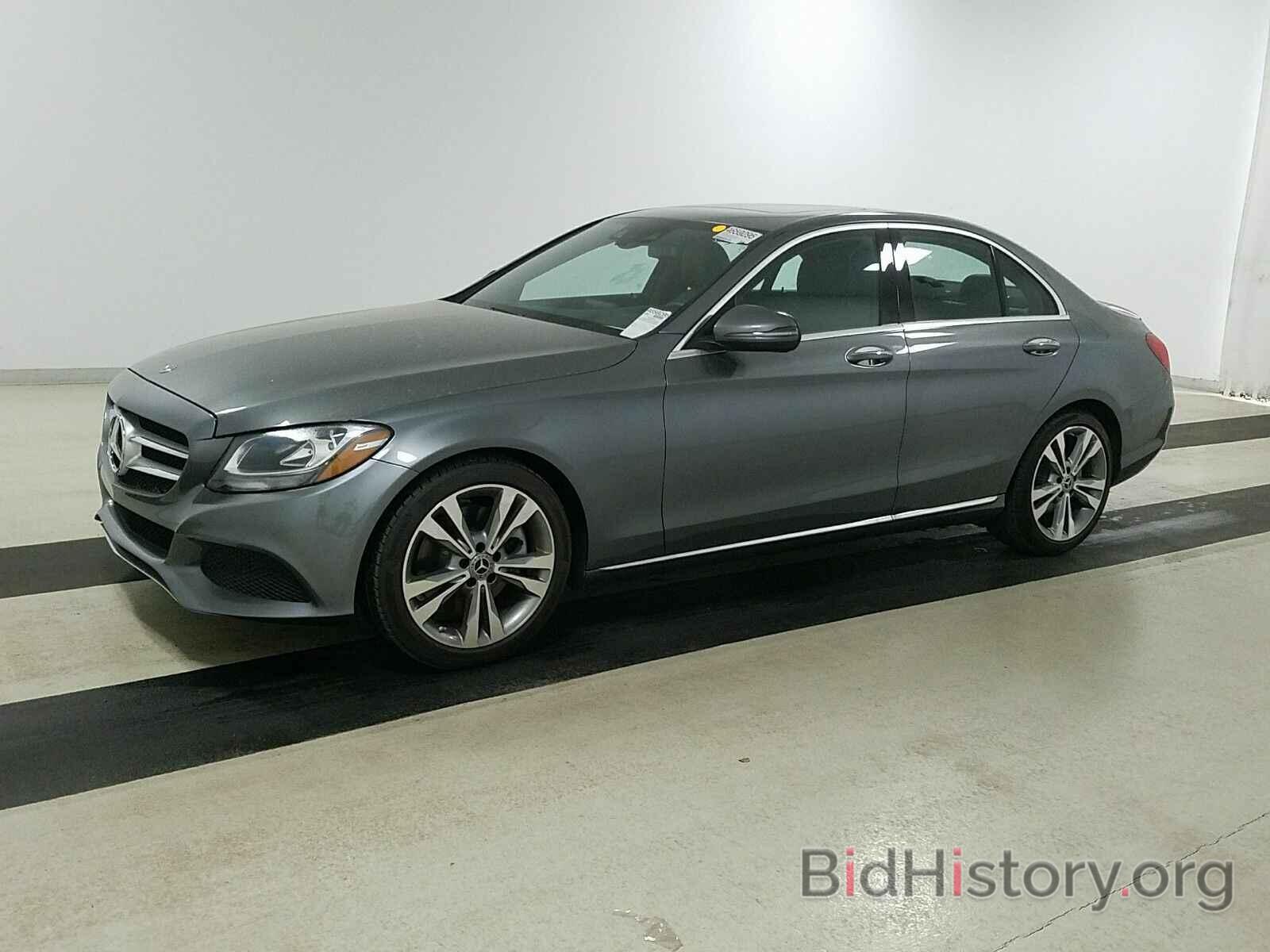 Photo 55SWF4JB4JU236037 - Mercedes-Benz C-Class 2018