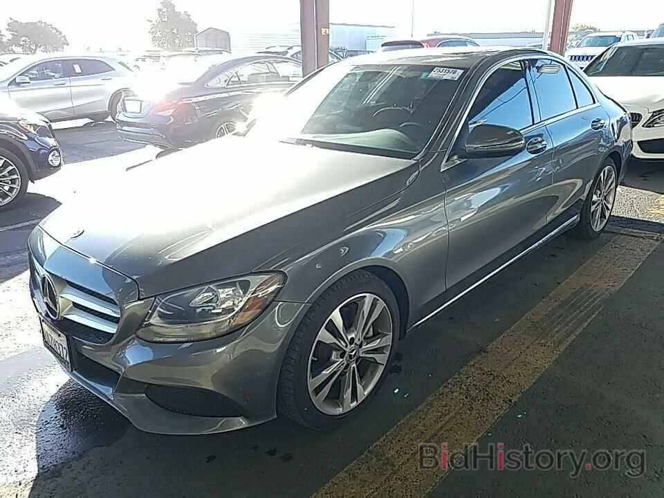 Photo 55SWF4JB2JU246064 - Mercedes-Benz C-Class 2018