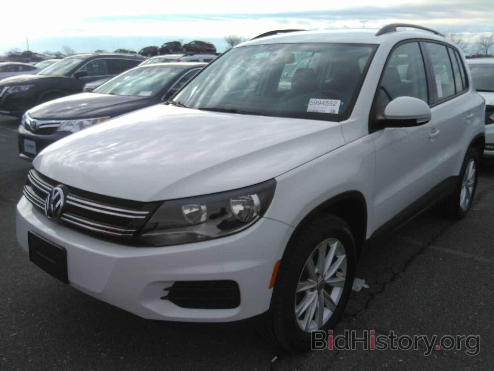 Photo WVGBV7AXXHK050124 - Volkswagen Tiguan Limited 2017