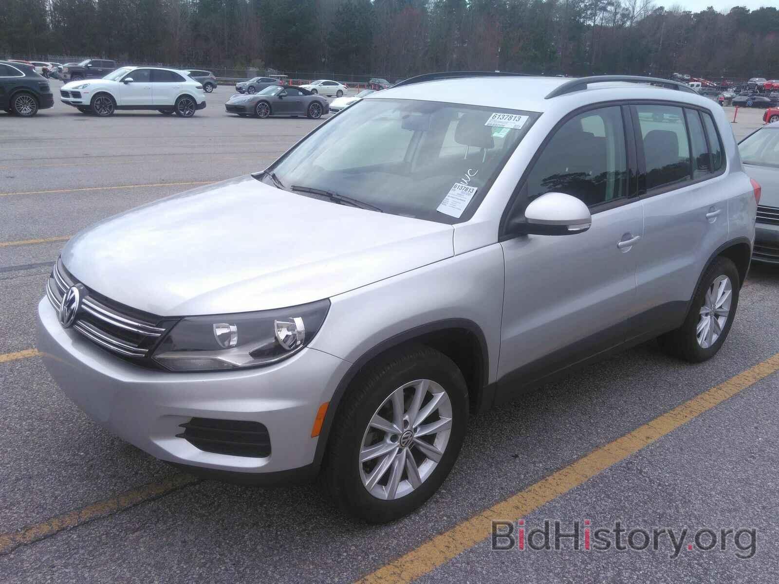 Photo WVGAV7AX0JK000334 - Volkswagen Tiguan Limited 2018