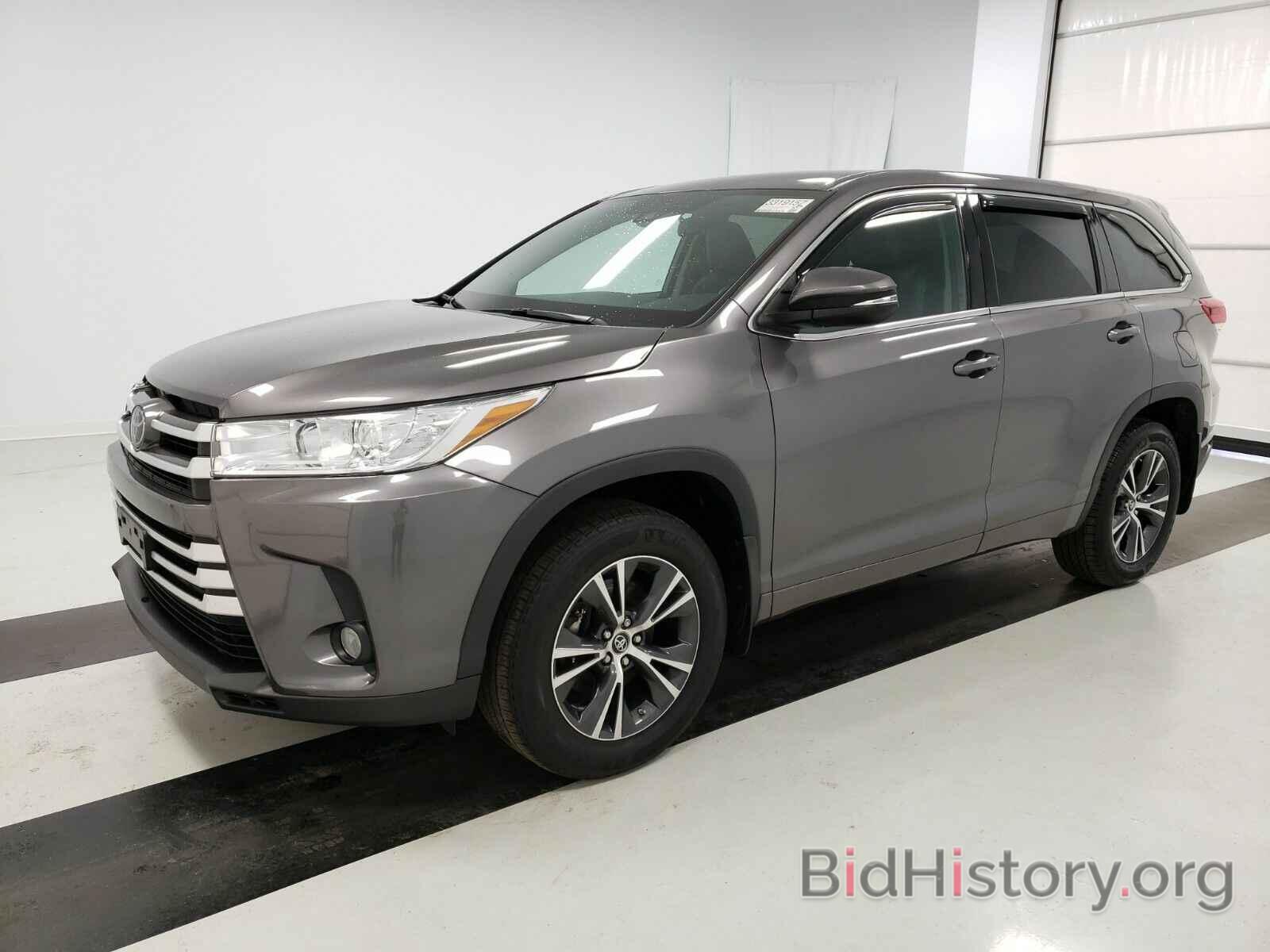 Photo 5TDBZRFH2JS843728 - Toyota Highlander 2018