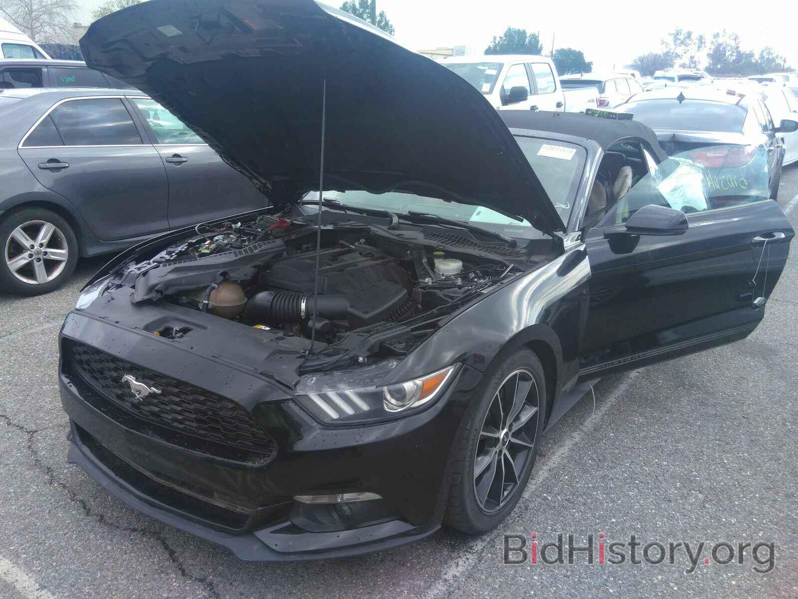 Photo 1FATP8UH0G5206669 - Ford Mustang 2016