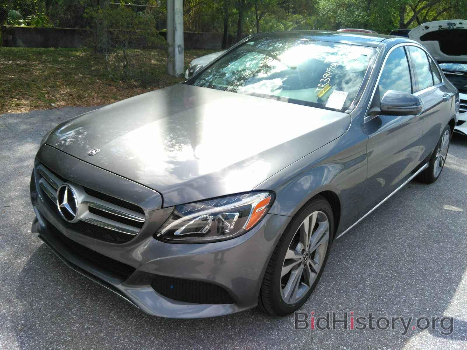 Photo WDDWF4JB8JR394902 - Mercedes-Benz C-Class 2018