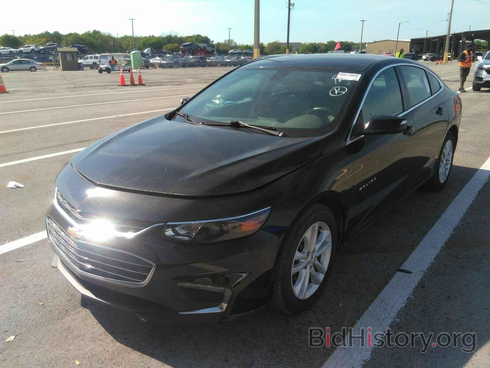 Photo 1G1ZD5ST0JF143795 - Chevrolet Malibu 2018