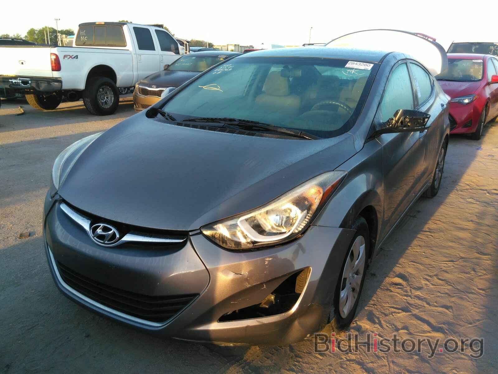 Photo KMHDH4AE7GU643763 - Hyundai Elantra 2016