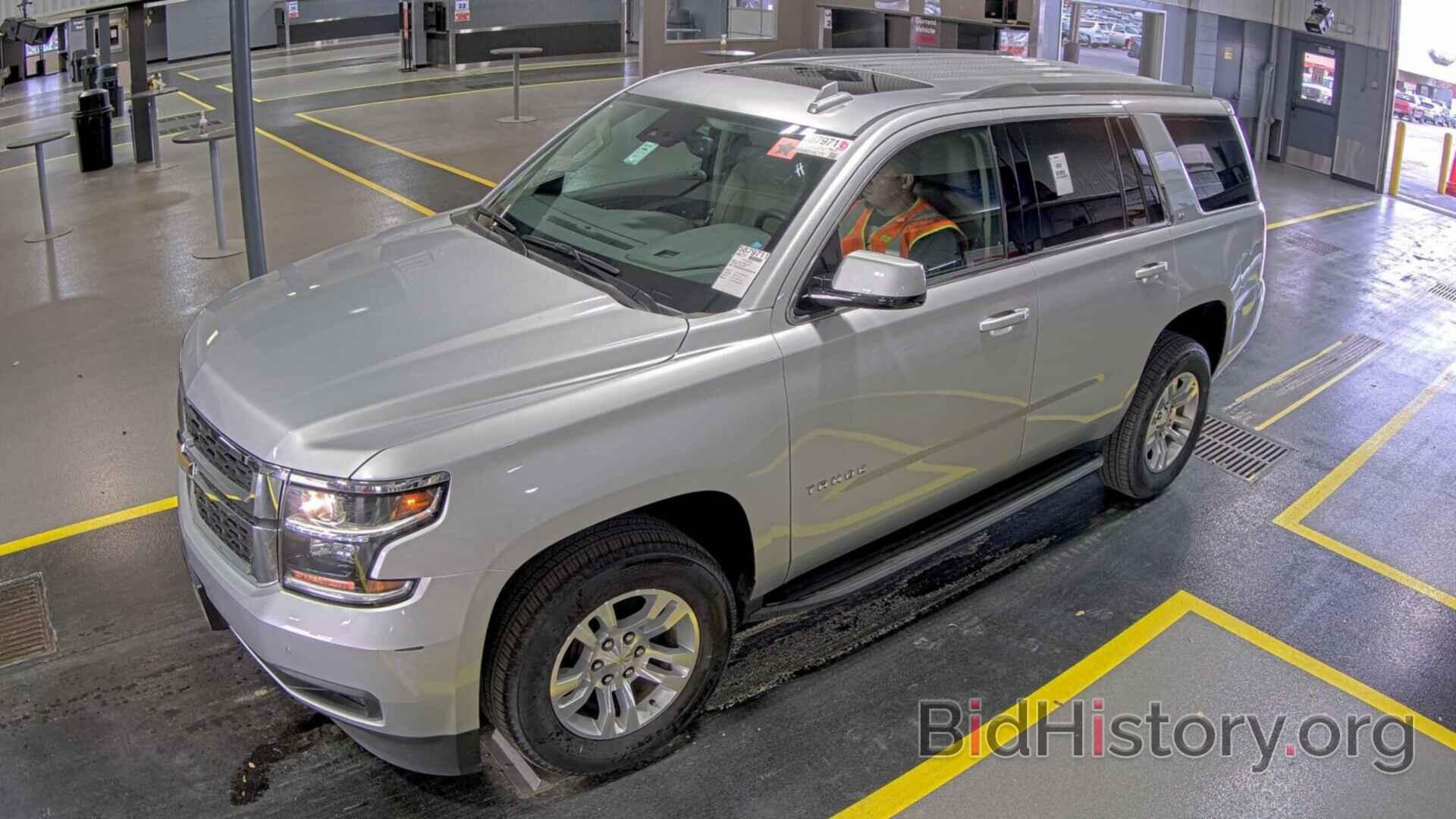 Photo 1GNSKBKC5LR246166 - Chevrolet Tahoe 2020