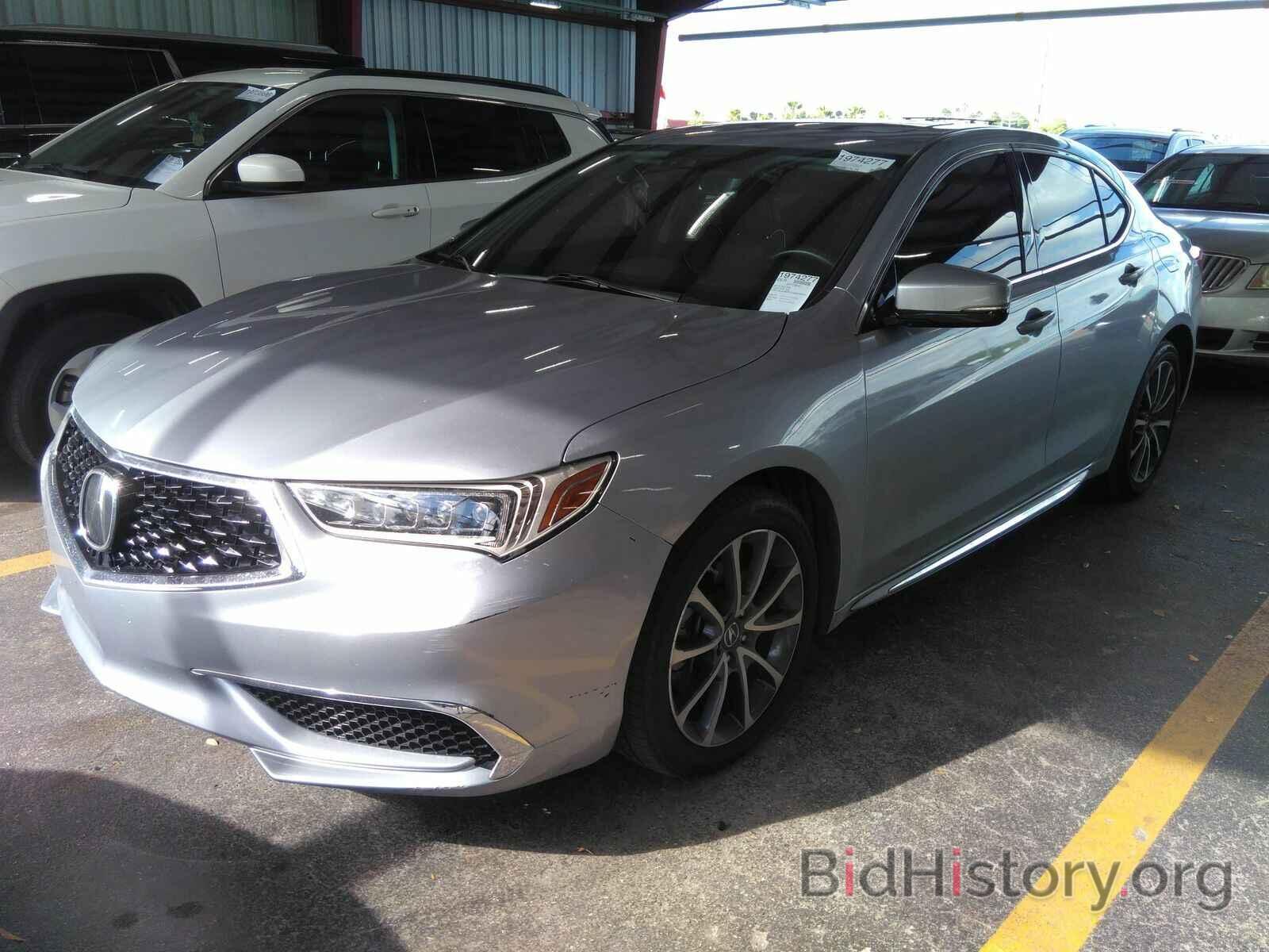 Photo 19UUB2F57JA005414 - Acura TLX 2018