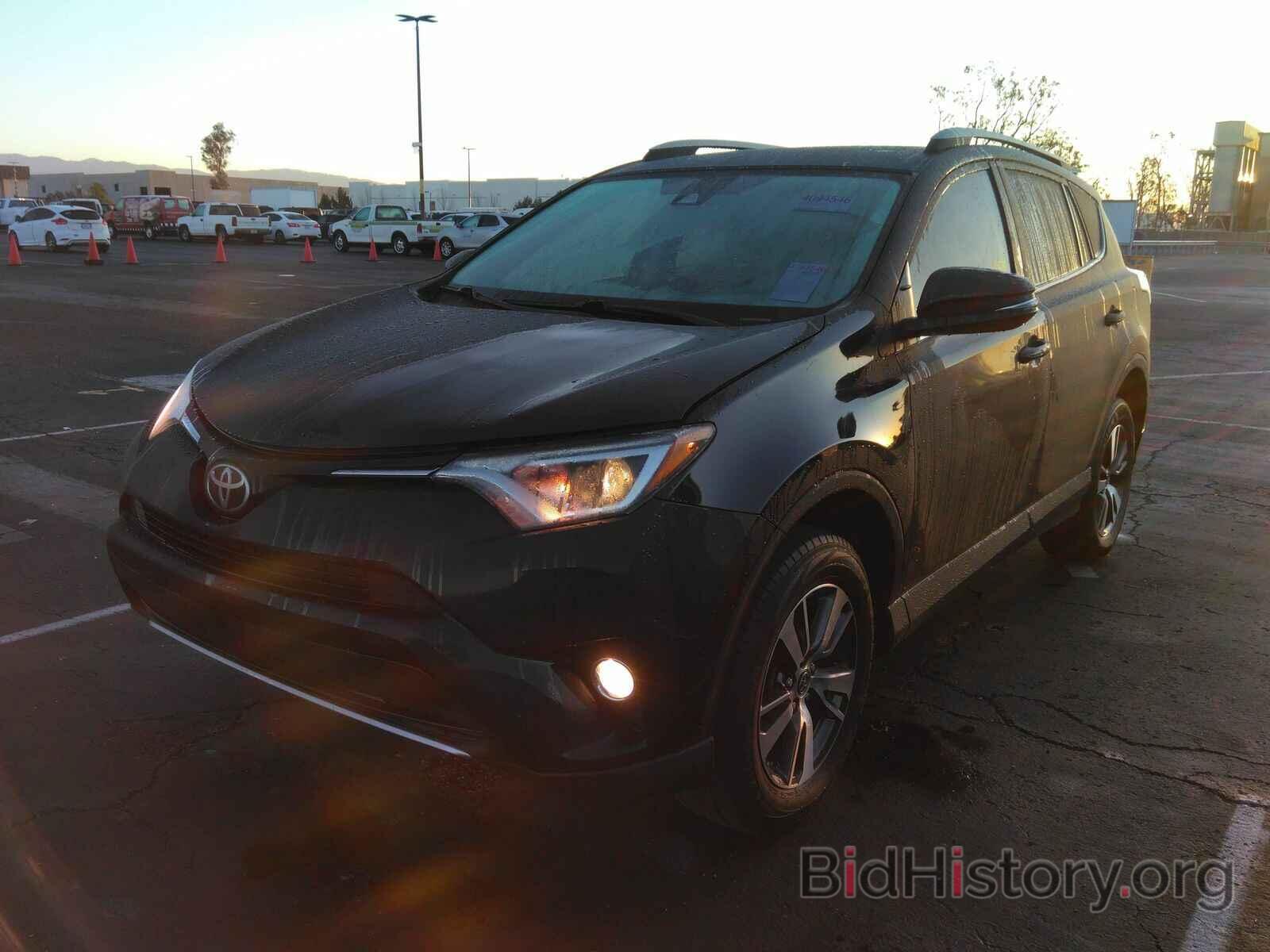 Фотография JTMWFREV0JJ725367 - Toyota RAV4 2018