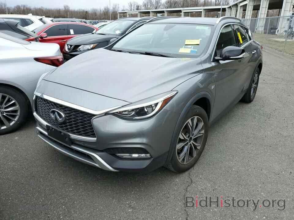 Фотография SJKCH5CR6JA045918 - INFINITI QX30 2018