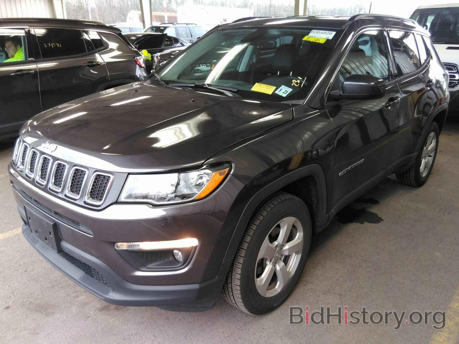 Фотография 3C4NJDBB9JT399231 - Jeep Compass 2018