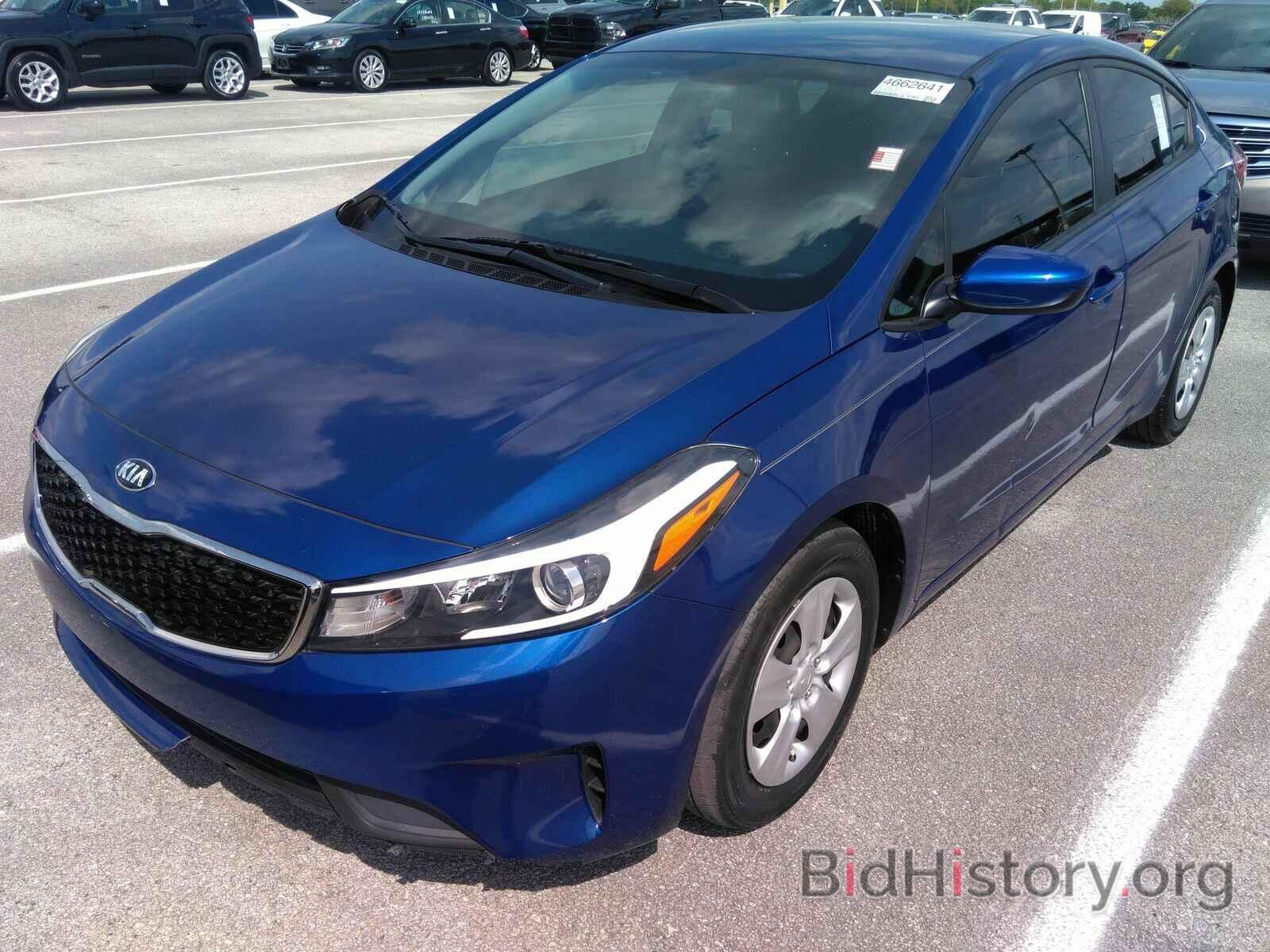 Photo 3KPFK4A71HE158504 - Kia Forte LX 2017