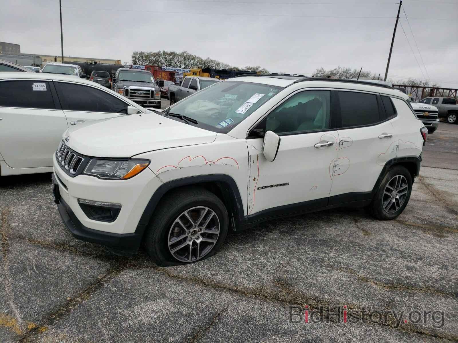 Photo 3C4NJCBBXJT494844 - Jeep Compass 2018