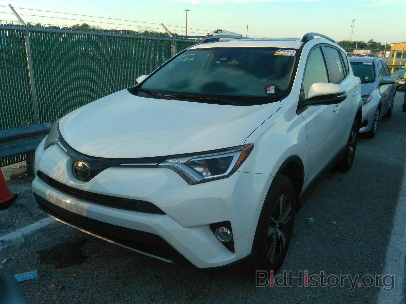 Photo JTMWFREV9JJ739171 - Toyota RAV4 2018