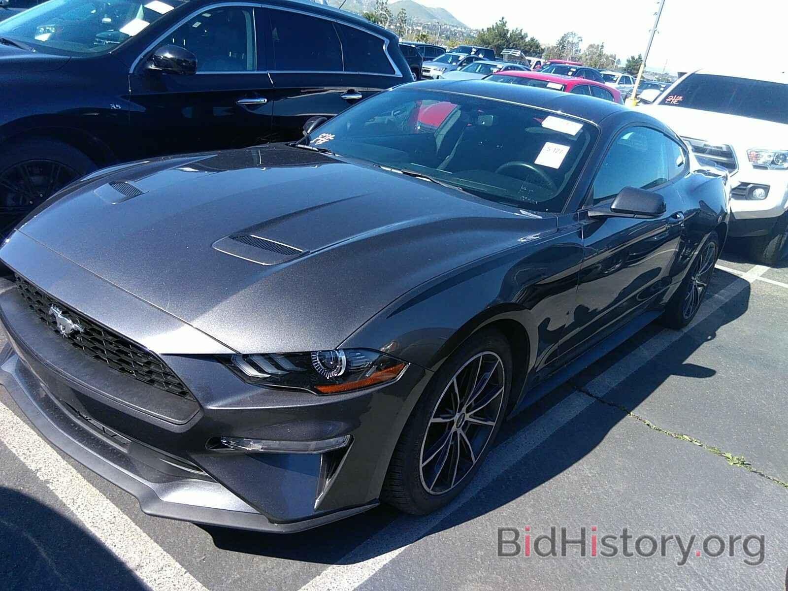 Photo 1FA6P8TH9J5108889 - Ford Mustang 2018