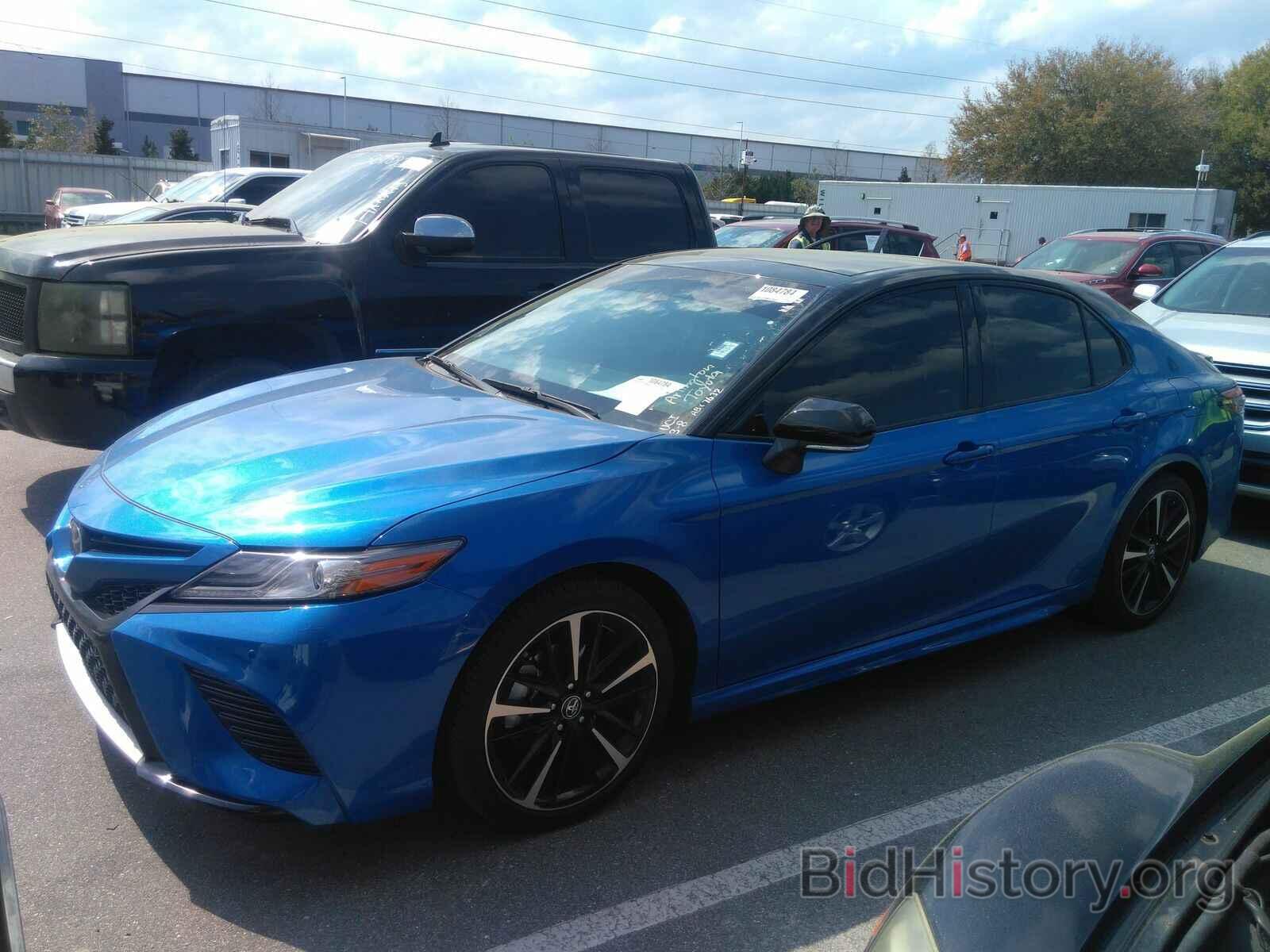 Photo 4T1B61HK2JU131892 - Toyota Camry 2018