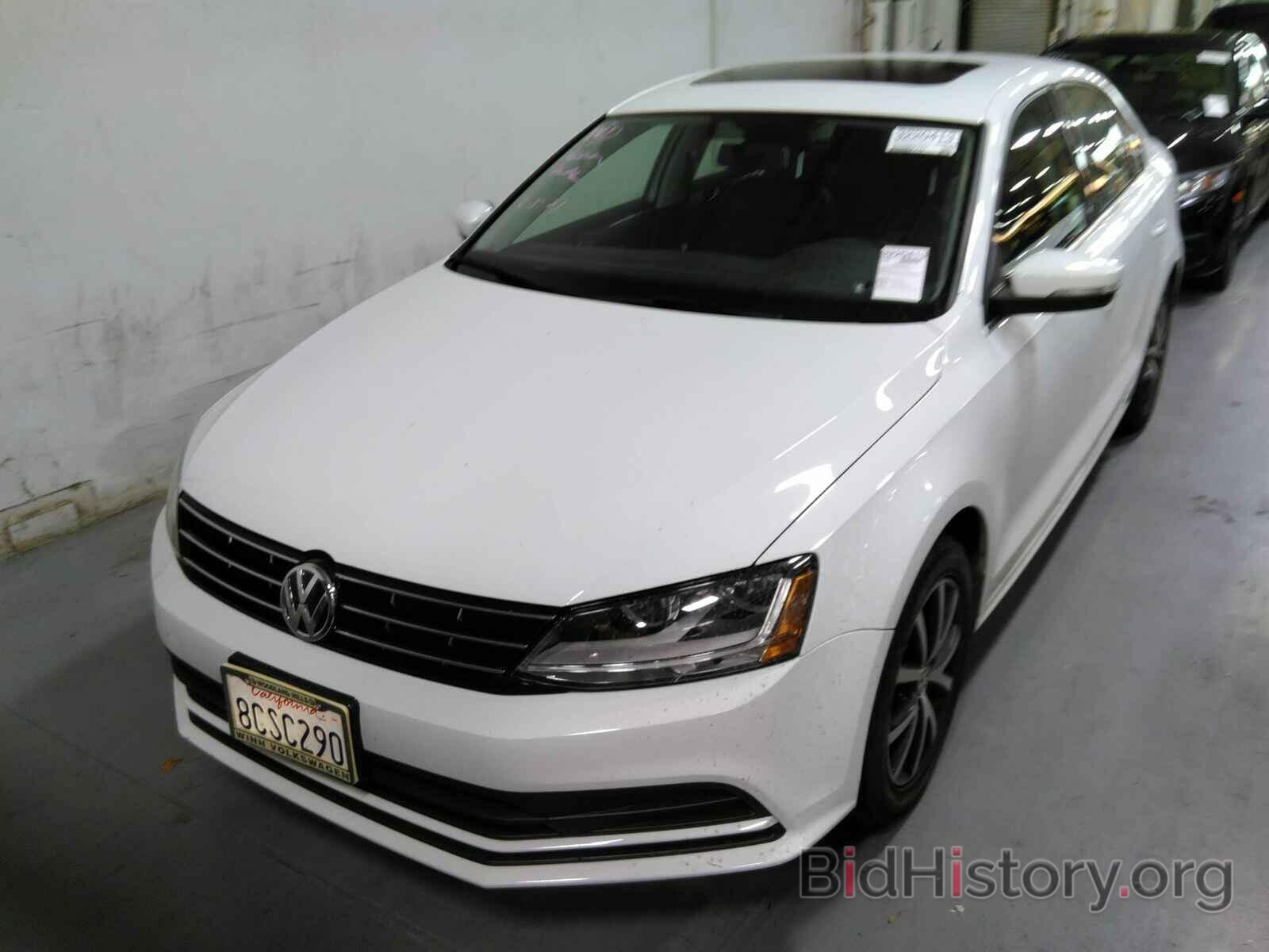 Photo 3VWDB7AJ2JM250766 - Volkswagen Jetta 2018