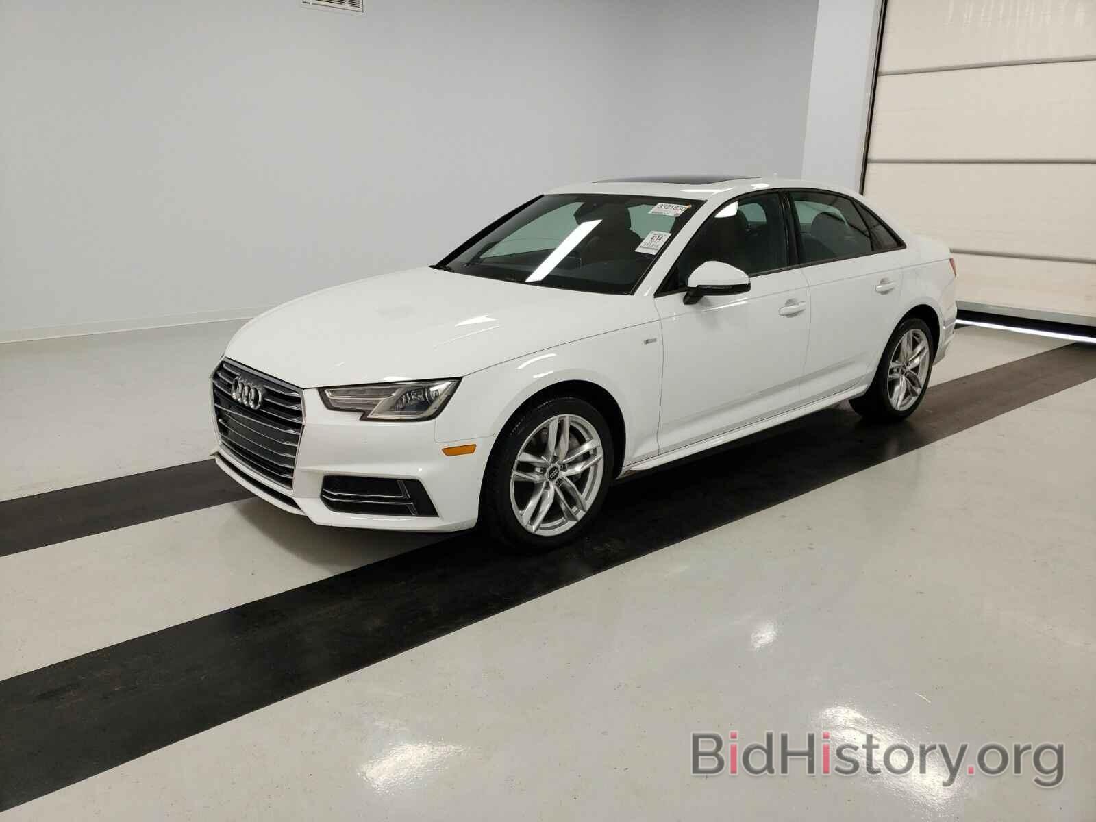 Photo WAUDNAF46HN056300 - Audi A4 2017