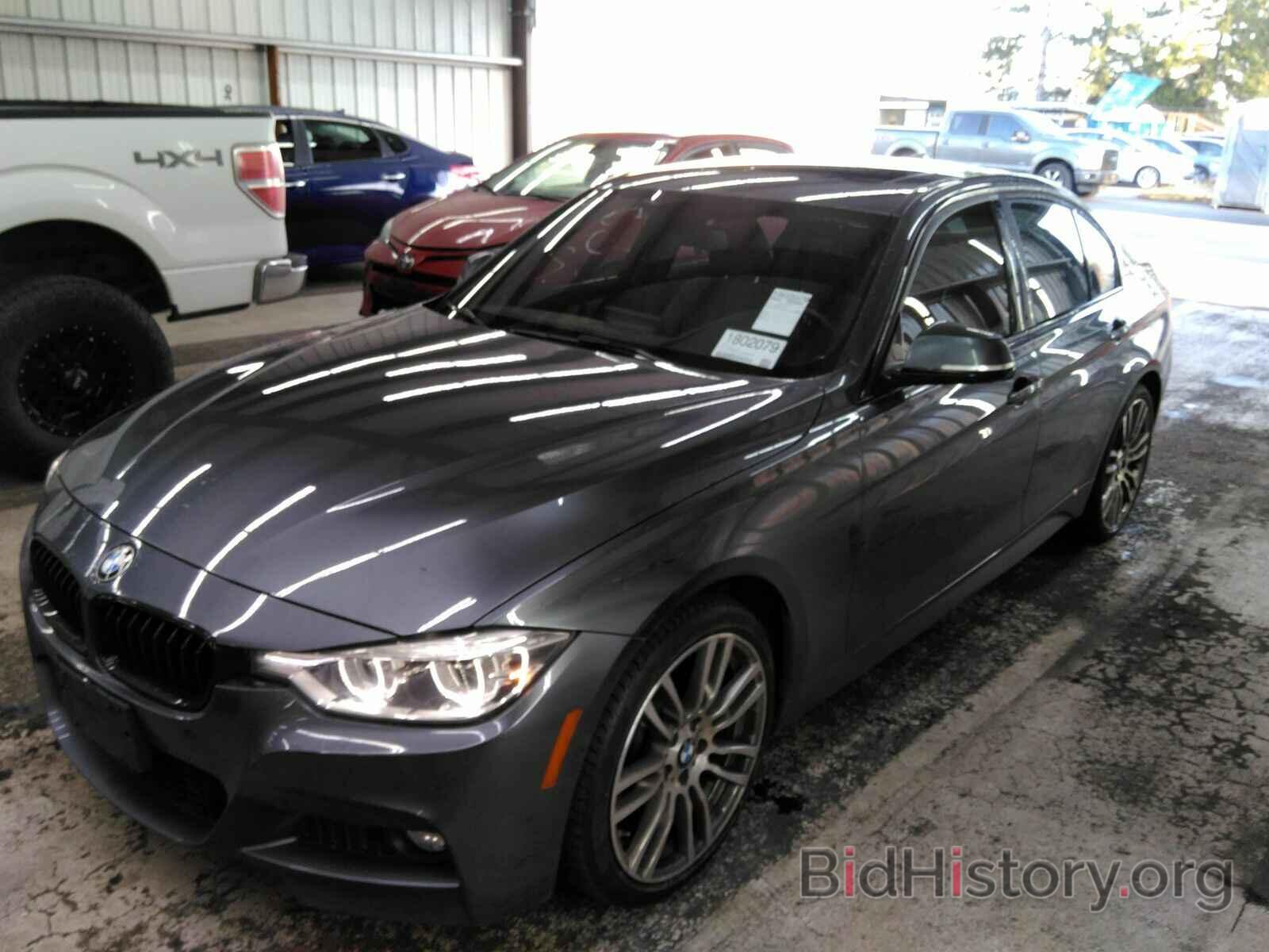 Photo WBA8B3G35HNU36398 - BMW 3 Series 2017