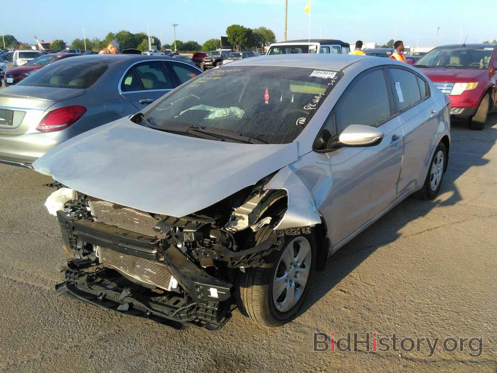 Photo 3KPFK4A75HE157940 - Kia Forte LX 2017