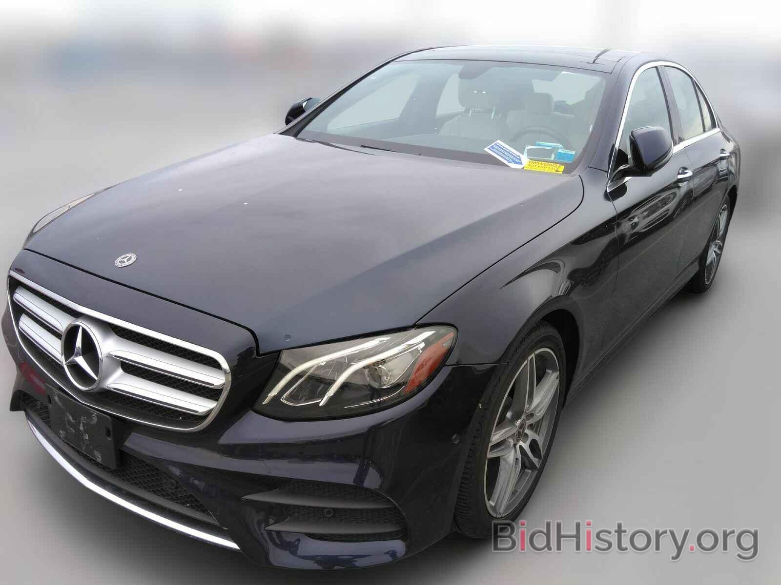 Photo WDDZF4KB1JA356602 - Mercedes-Benz E-Class 2018