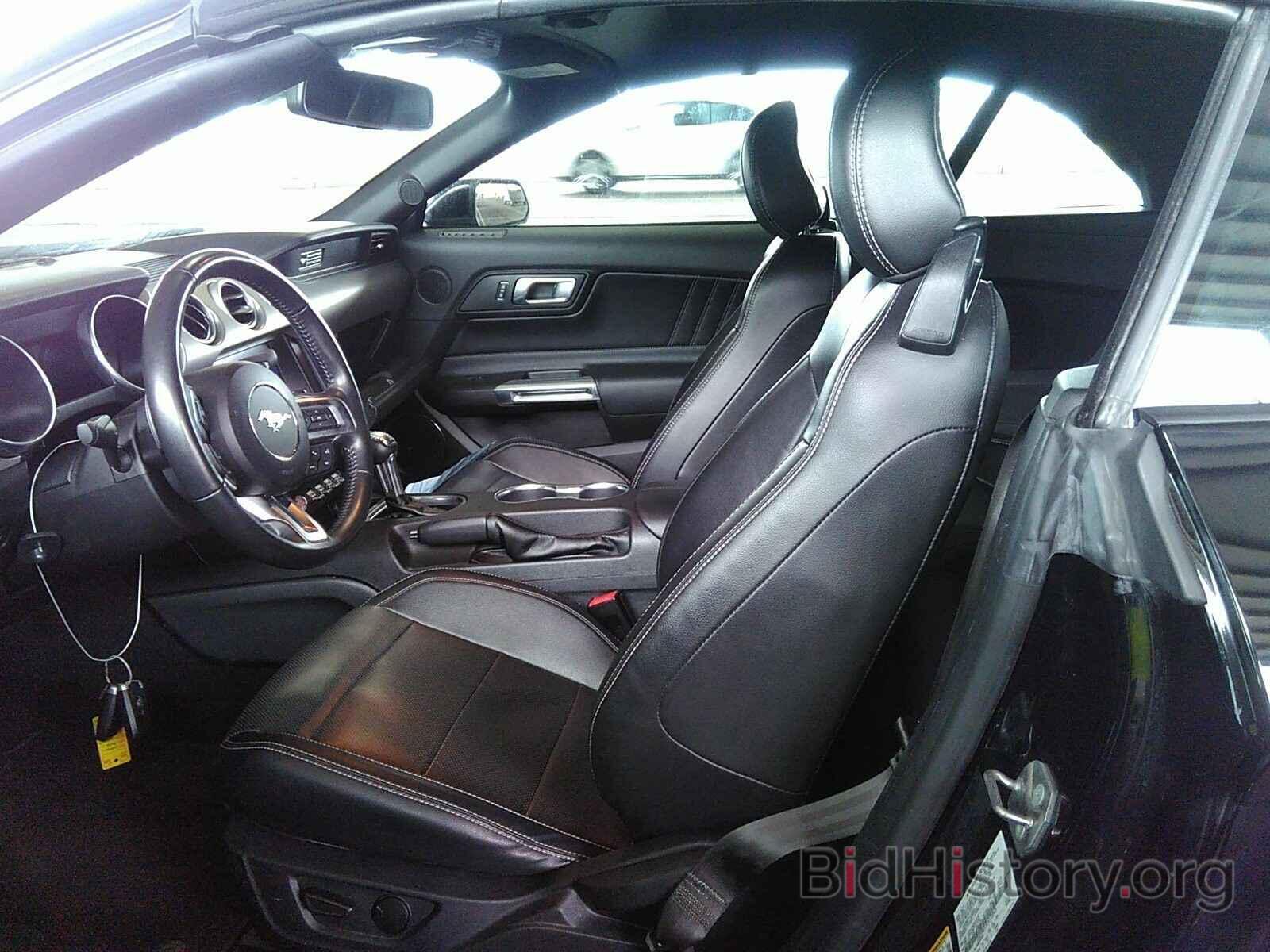 Photo 1FATP8FF3L5113263 - Ford Mustang GT 2020