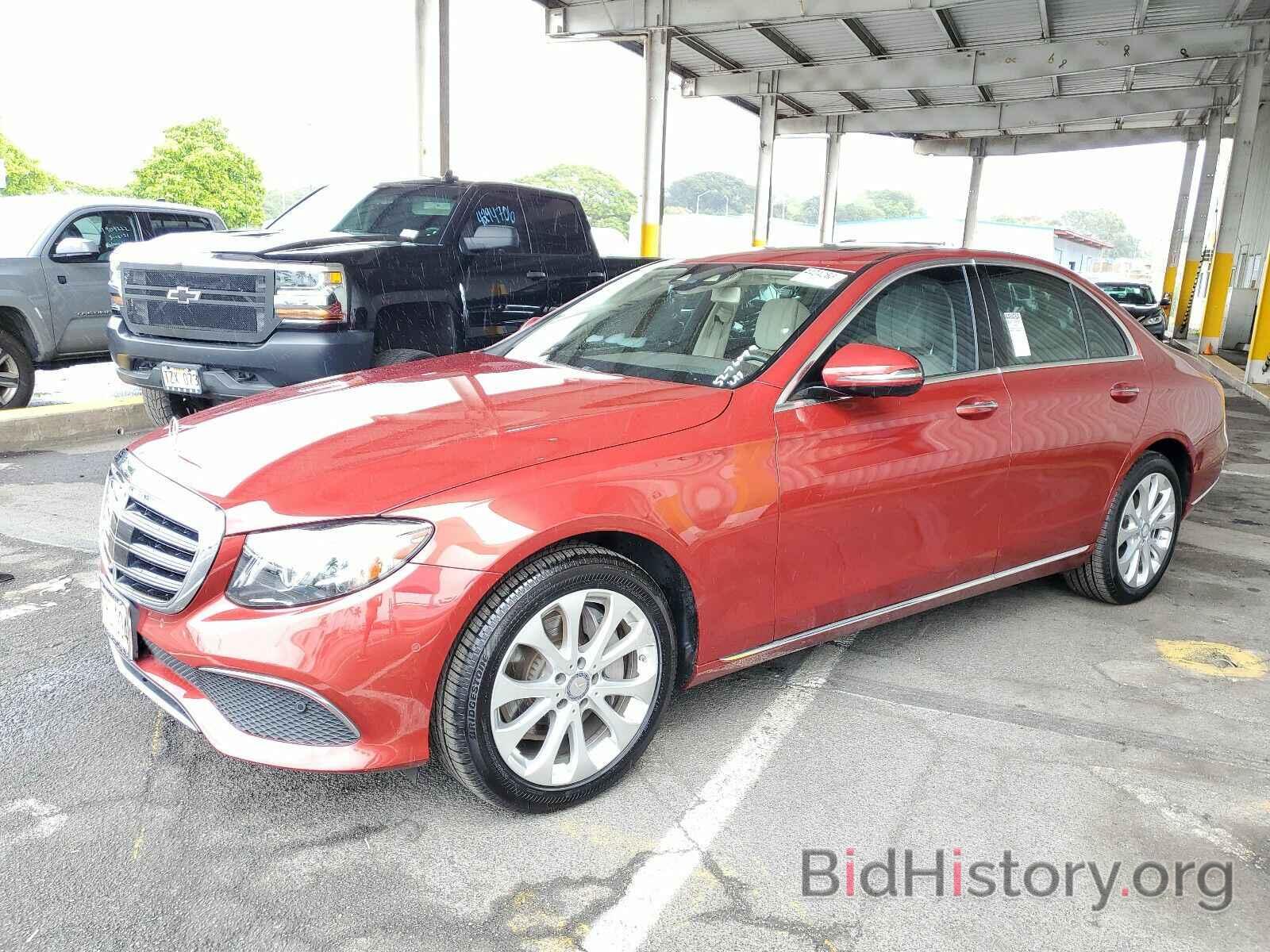 Photo WDDZF4JB6HA085872 - Mercedes-Benz E-Class 2017