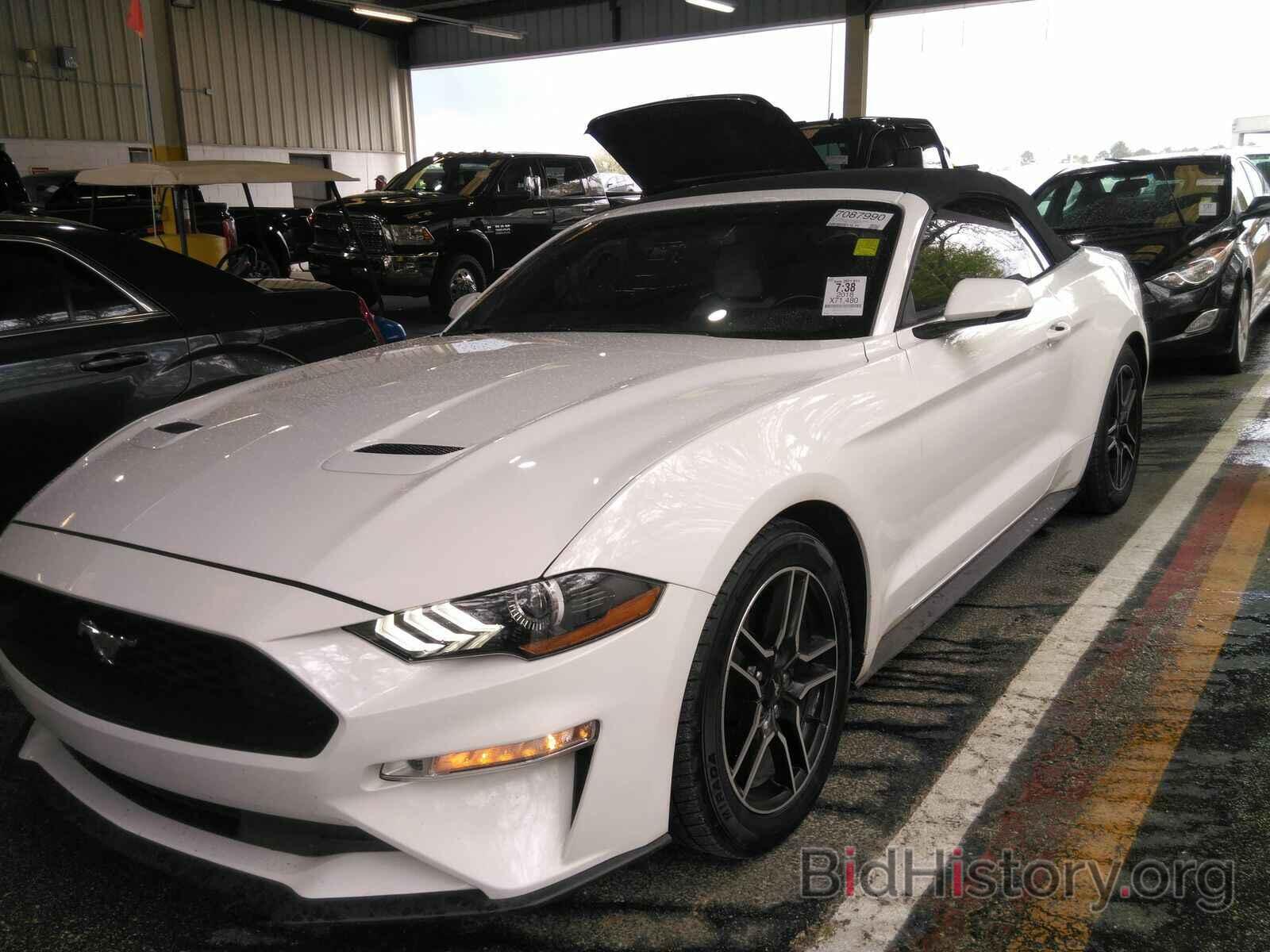 Photo 1FATP8UH1J5142813 - Ford Mustang 2018