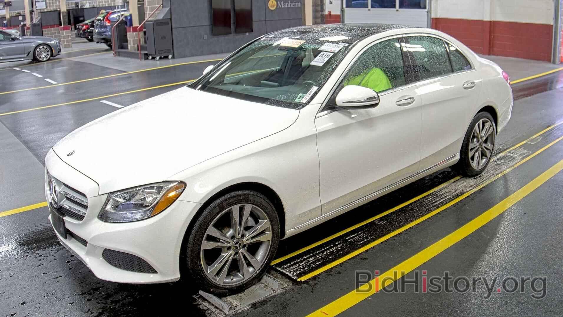 Photo WDDWF4KB2JR396952 - Mercedes-Benz C-Class 2018