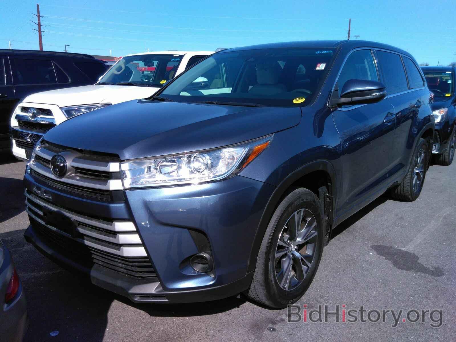 Photo 5TDBZRFH4JS821780 - Toyota Highlander 2018