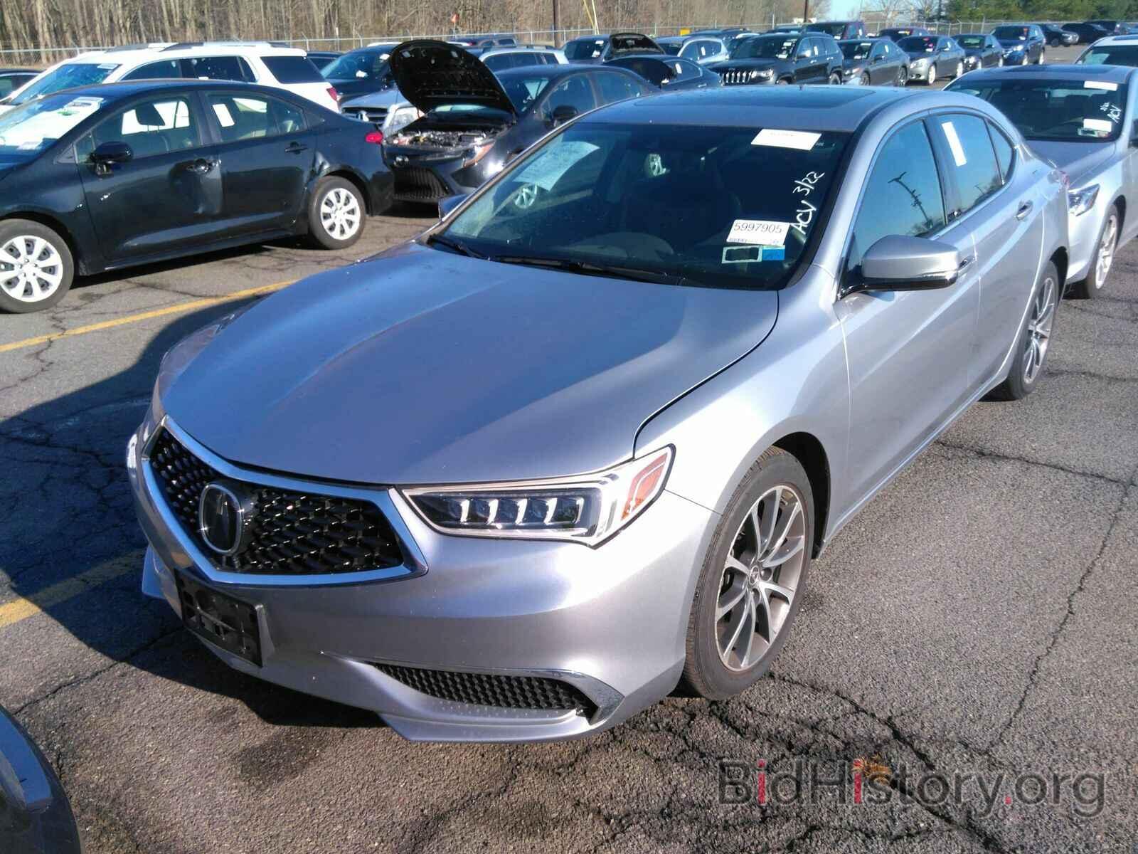 Photo 19UUB2F3XJA002490 - Acura TLX 2018