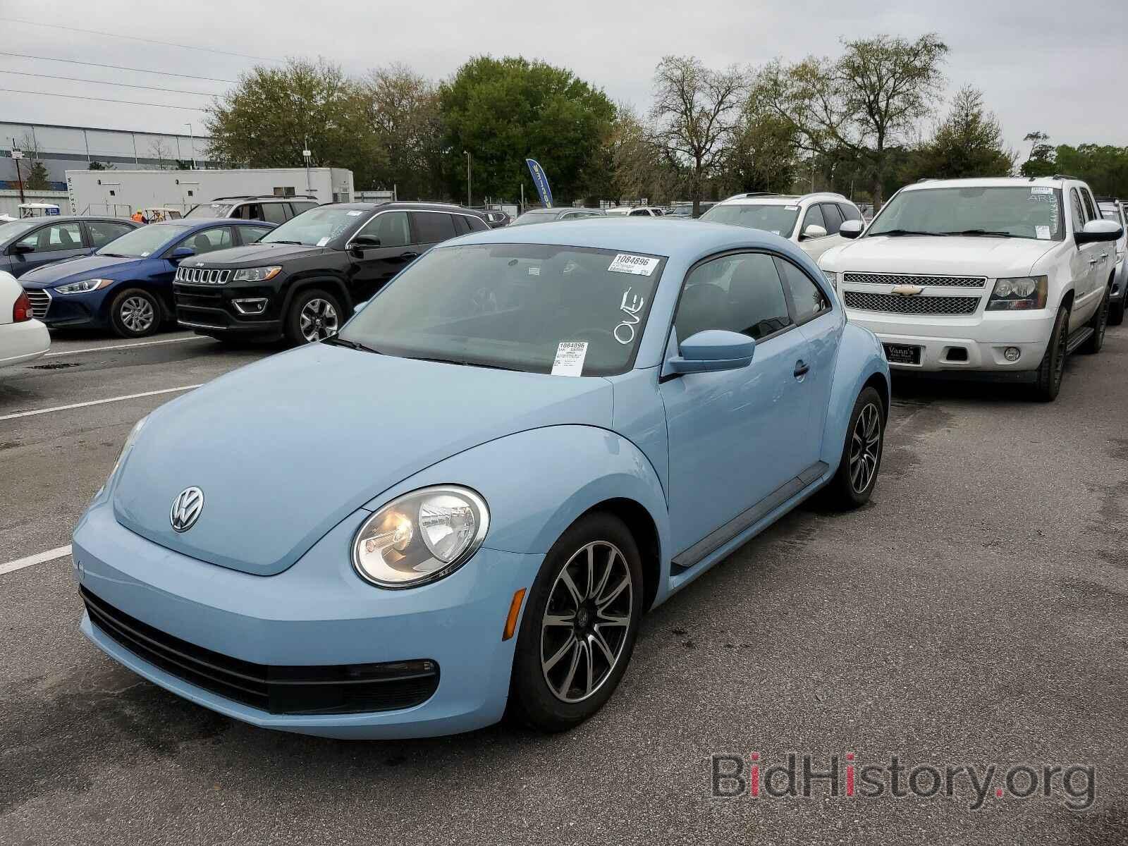 Photo 3VWF17AT4FM654687 - Volkswagen Beetle Coupe 2015