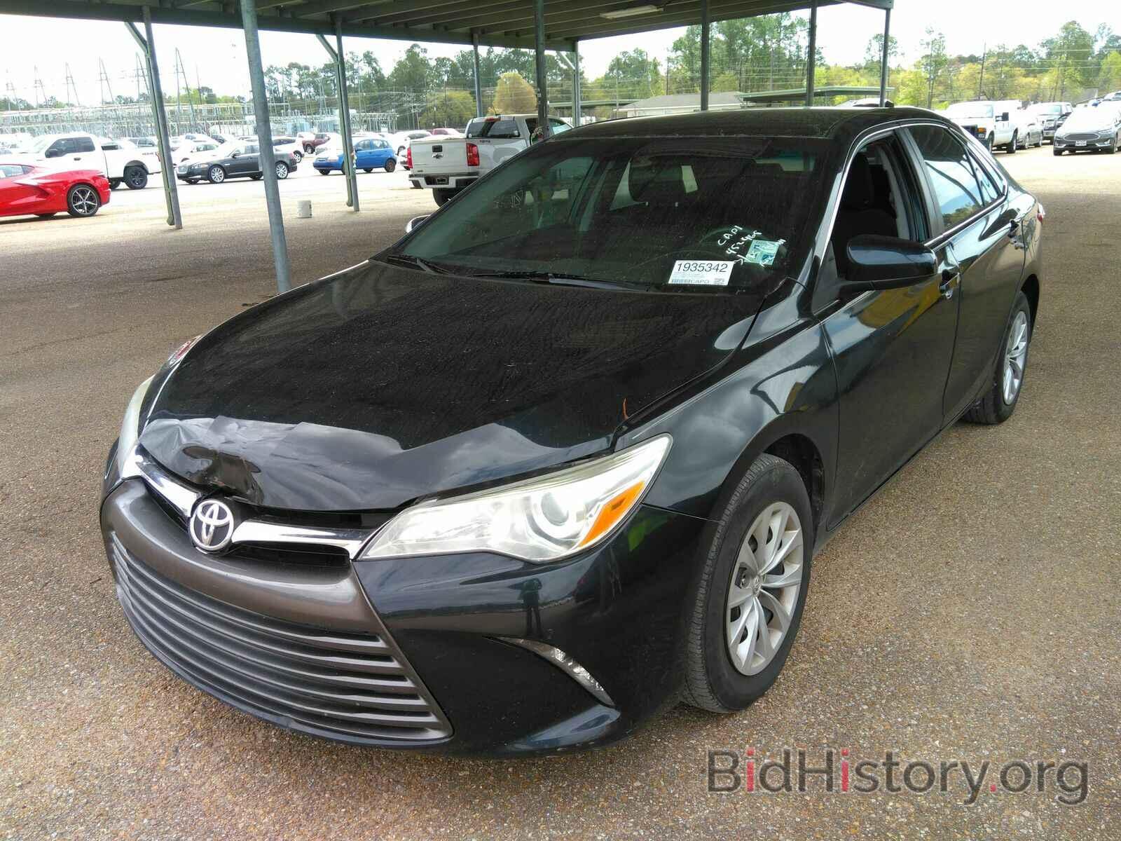 Photo 4T4BF1FK7FR452469 - Toyota Camry 2015