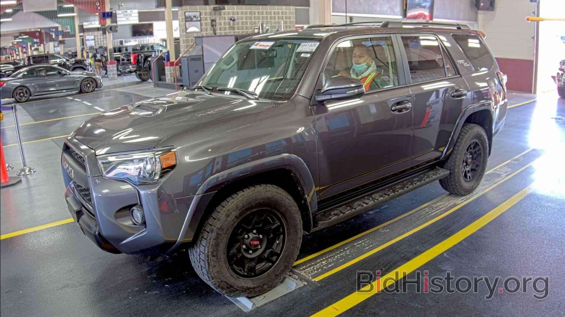 Фотография JTEBU5JR7K5616058 - Toyota 4Runner 2019