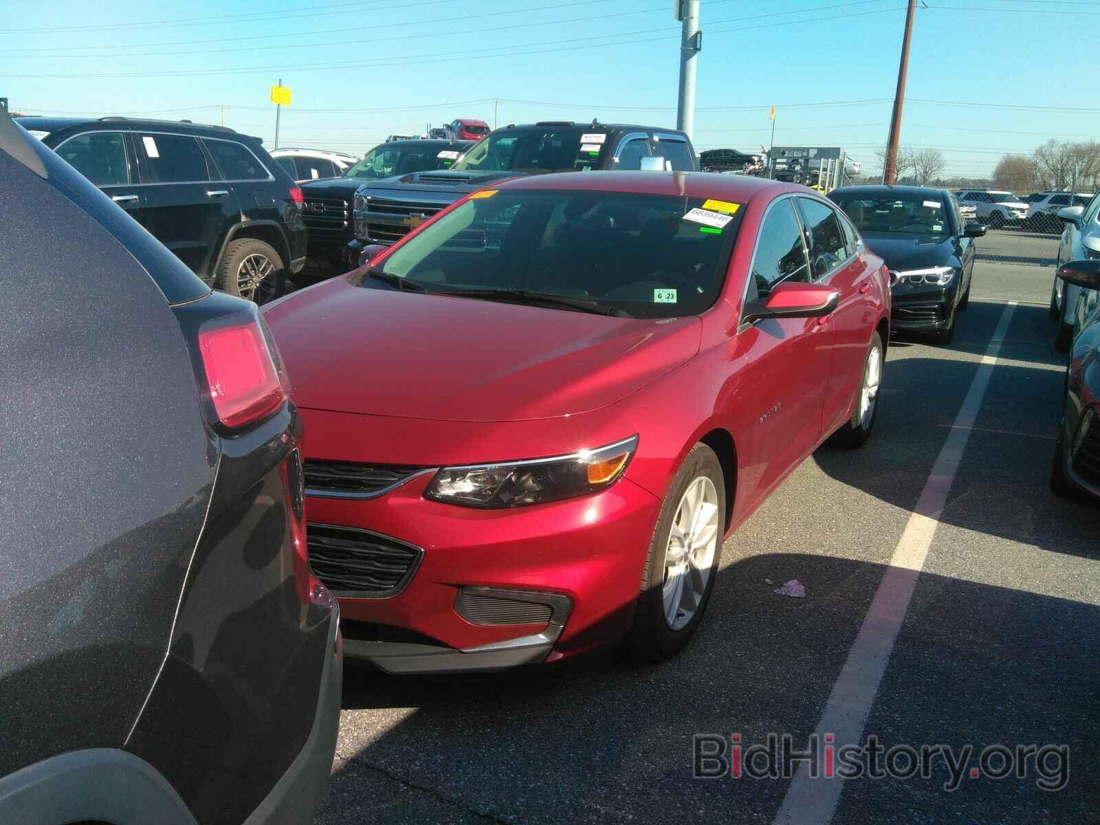 Photo 1G1ZD5ST3JF103355 - Chevrolet Malibu 2018