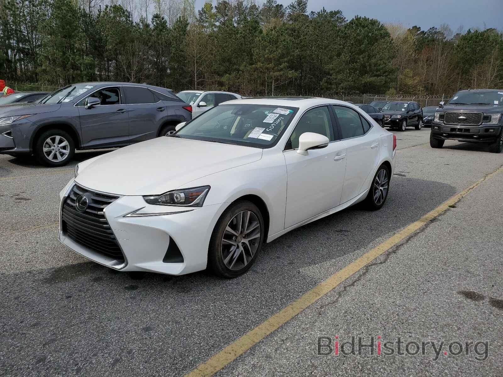 Фотография JTHBA1D25J5063766 - Lexus IS IS 2018