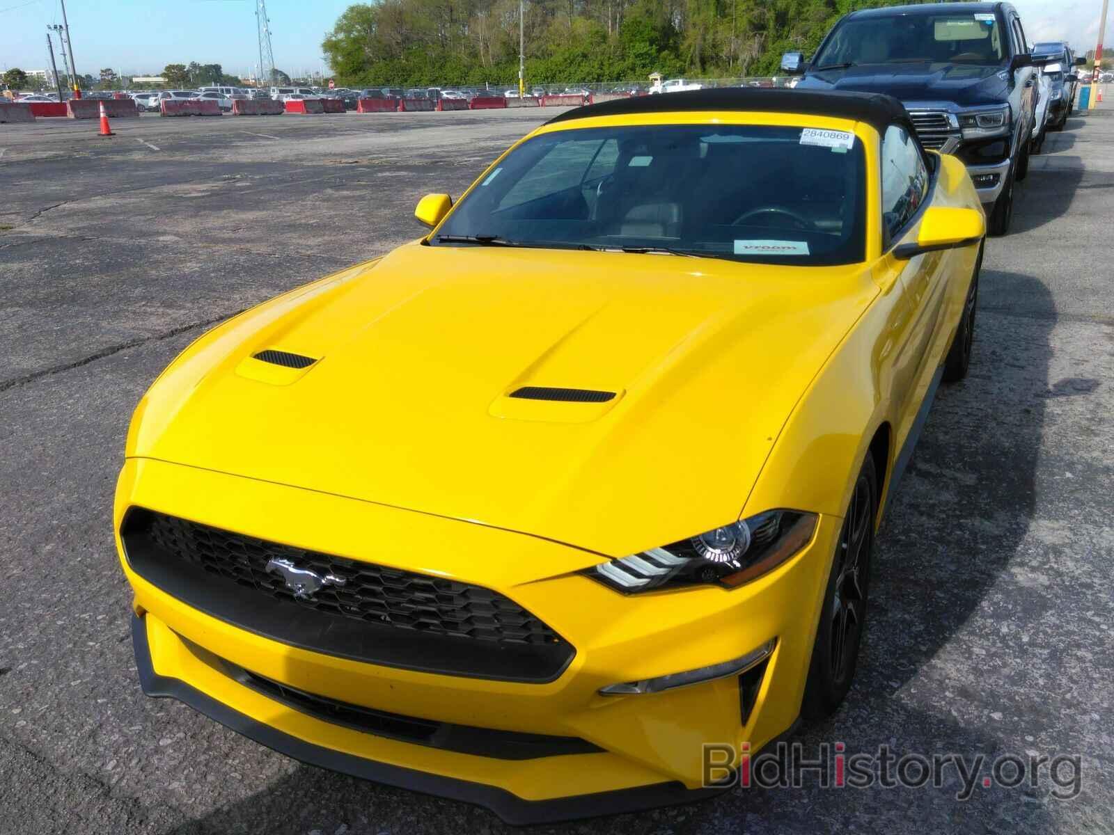 Photo 1FATP8UH0J5121421 - Ford Mustang 2018