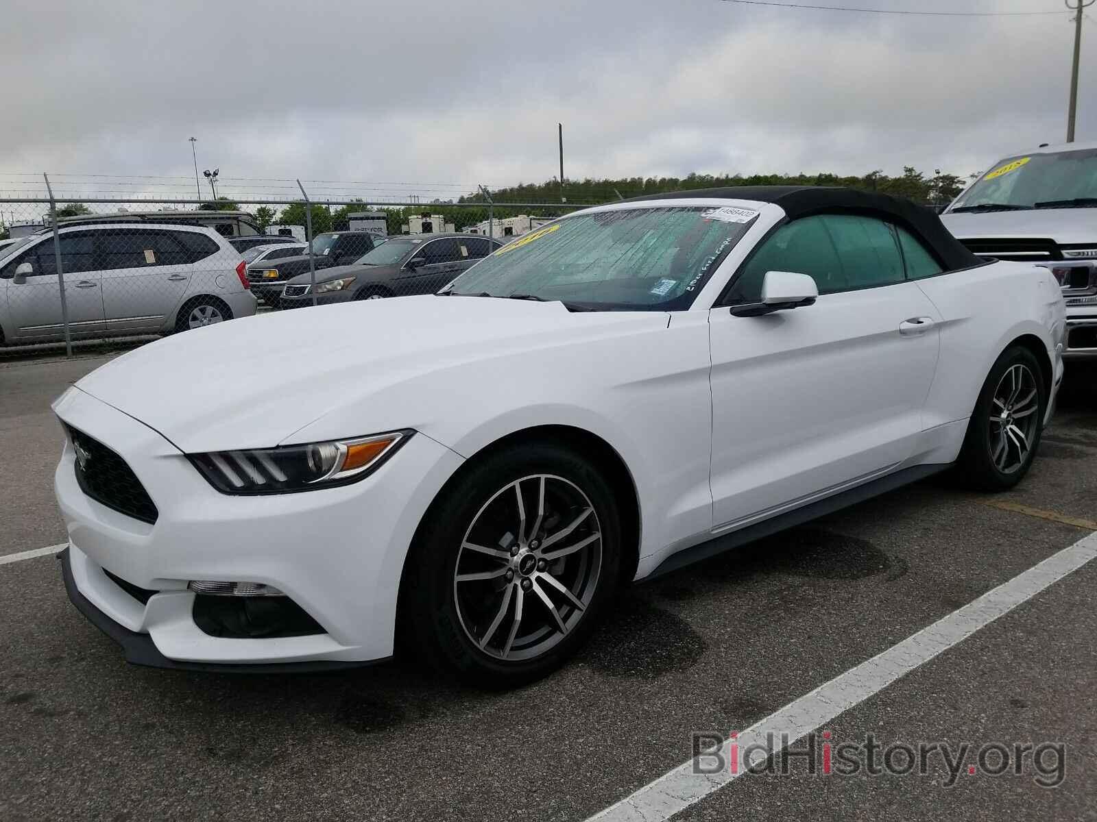 Photo 1FATP8UH2G5231847 - Ford Mustang 2016