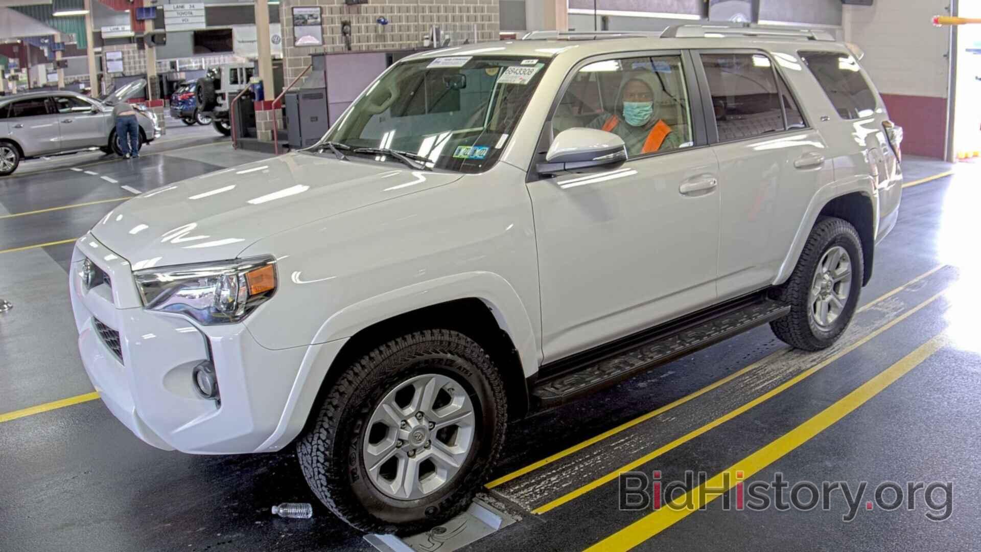 Фотография JTEBU5JR4J5511461 - Toyota 4Runner SR5 2018