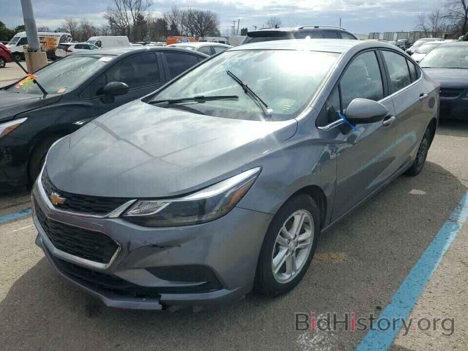 Photo 1G1BE5SM0J7133804 - Chevrolet Cruze 2018