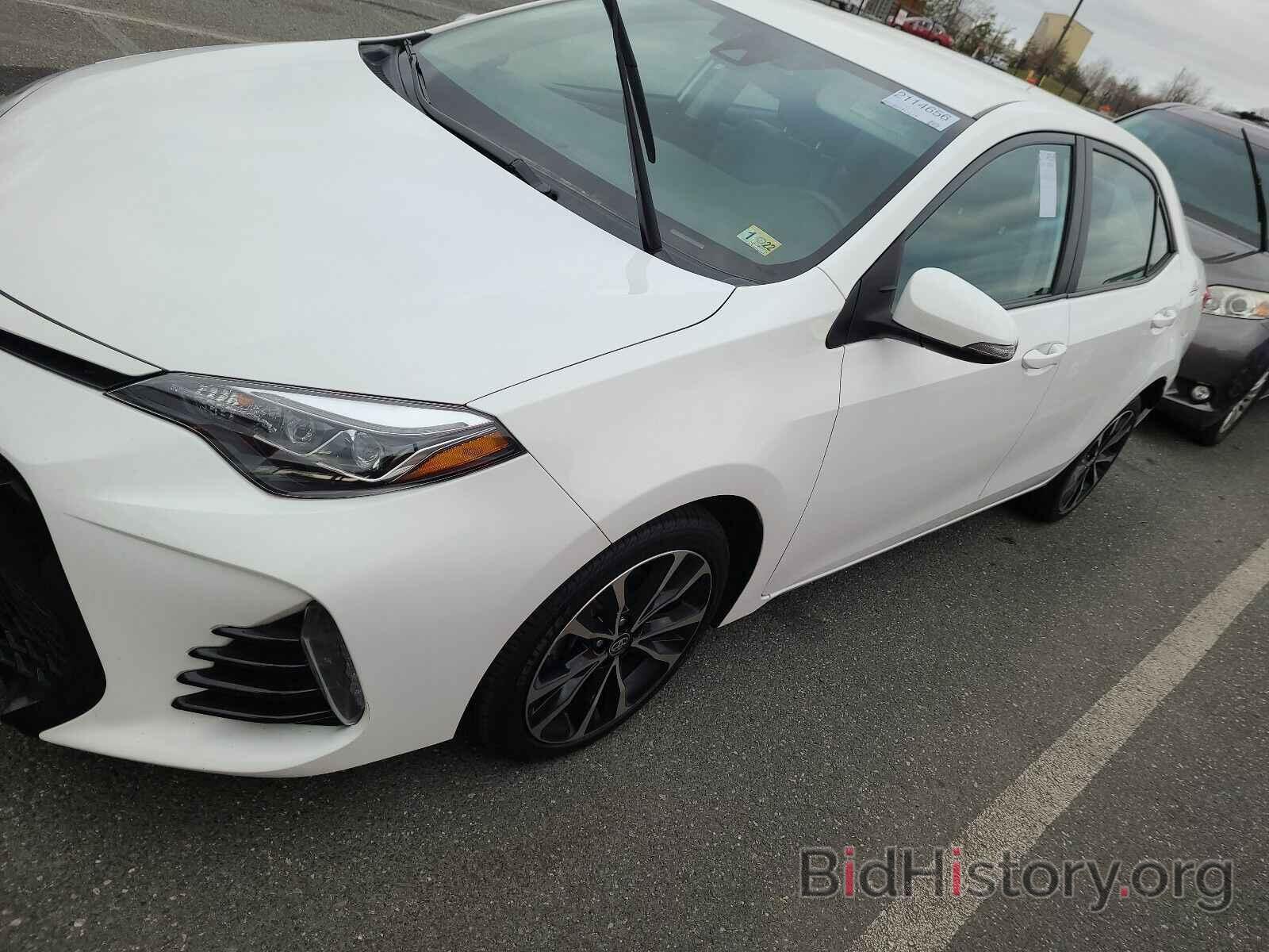 Photo 2T1BURHE4JC042812 - Toyota Corolla 2018