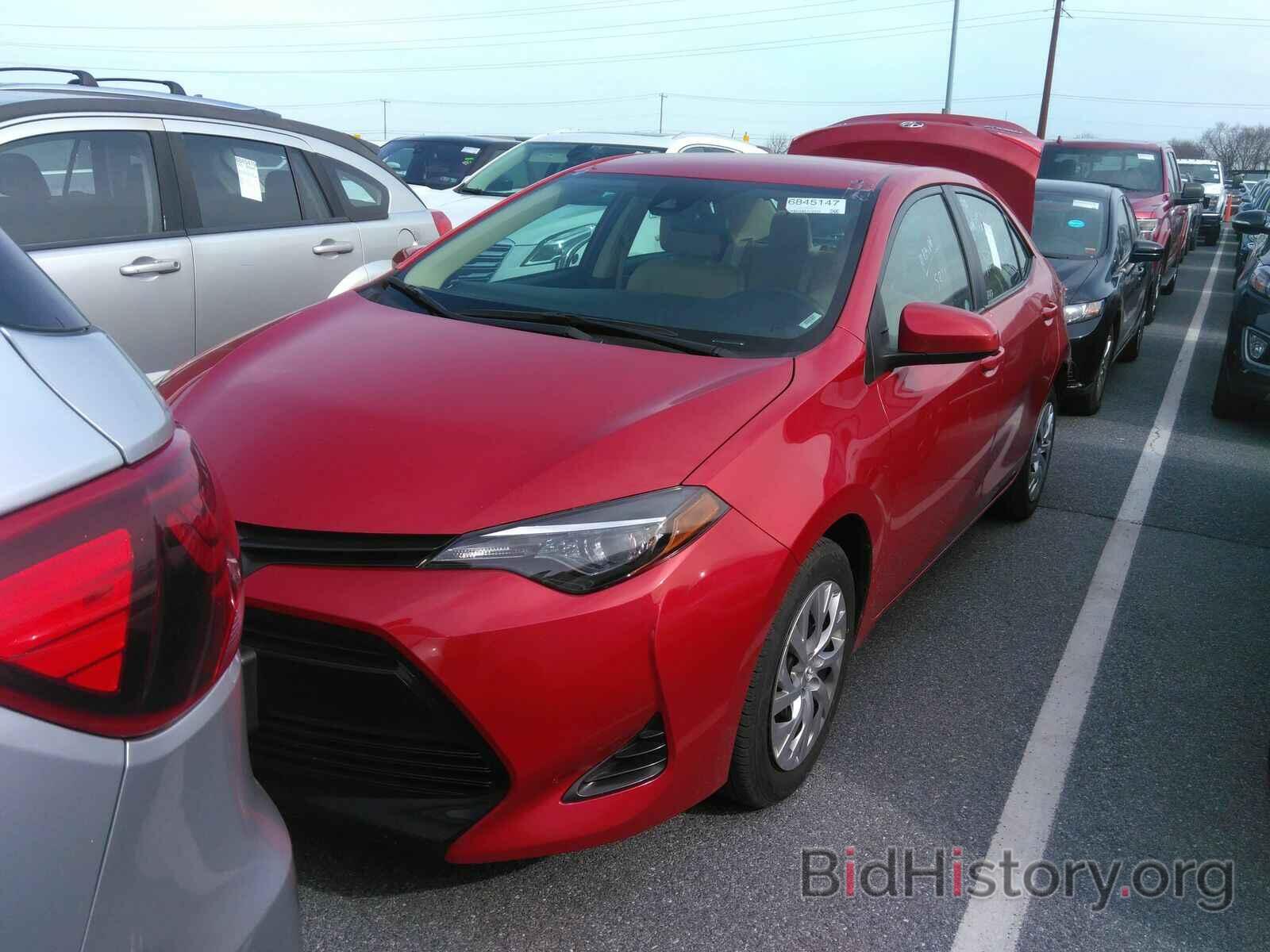 Photo 2T1BURHEXKC227576 - Toyota Corolla LE 2019