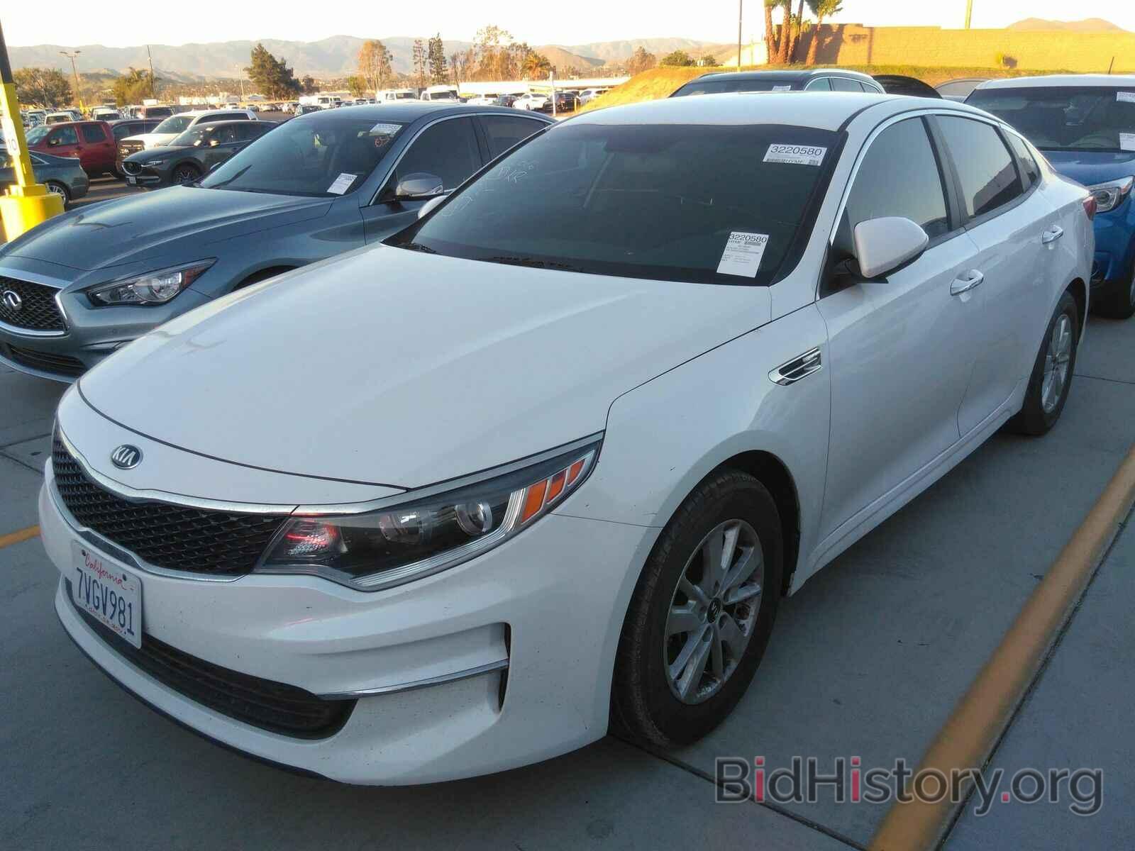 Photo 5XXGT4L35GG052686 - Kia Optima 2016