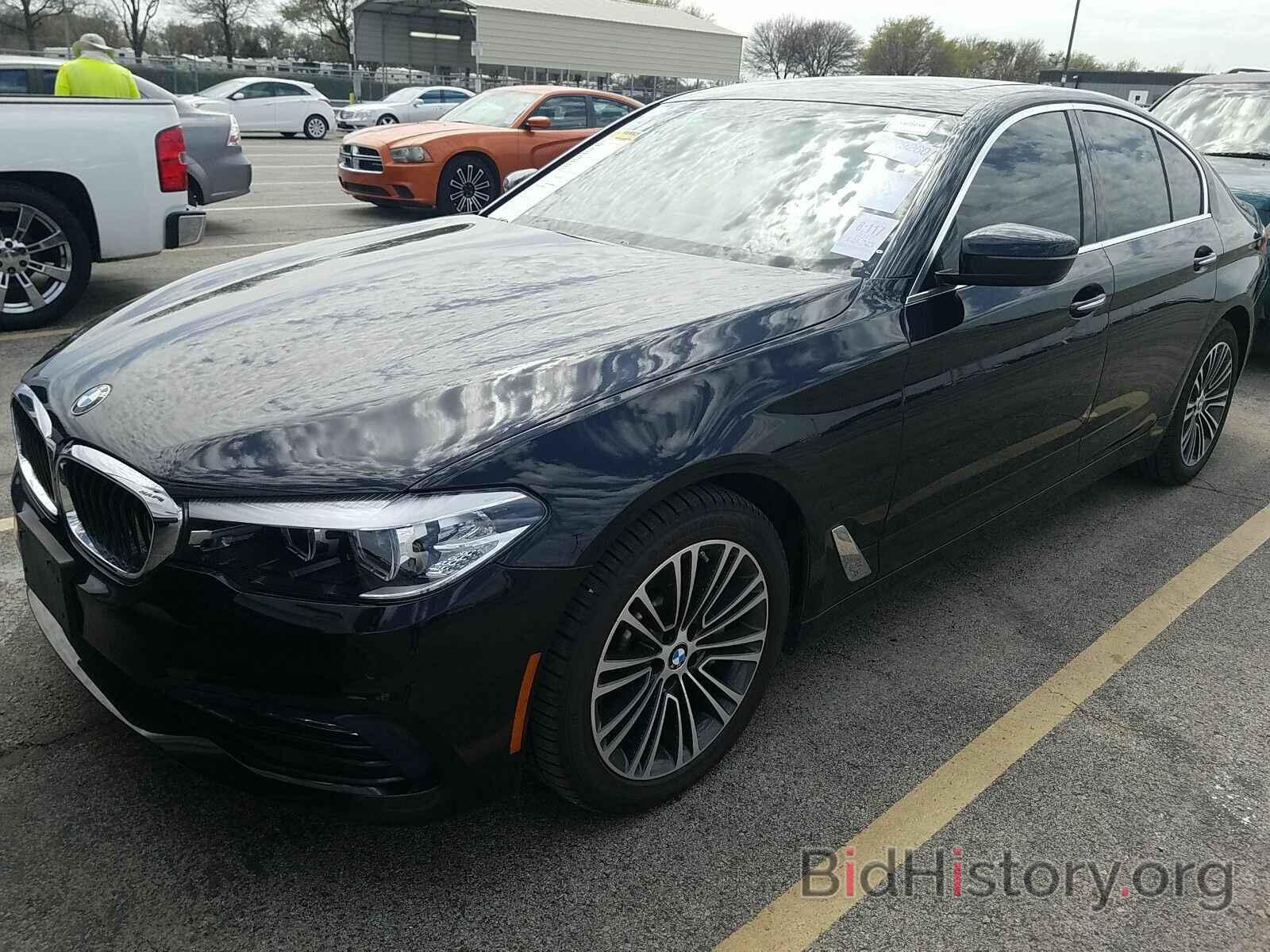 Photo WBAJA7C34HG903445 - BMW 5 Series 2017