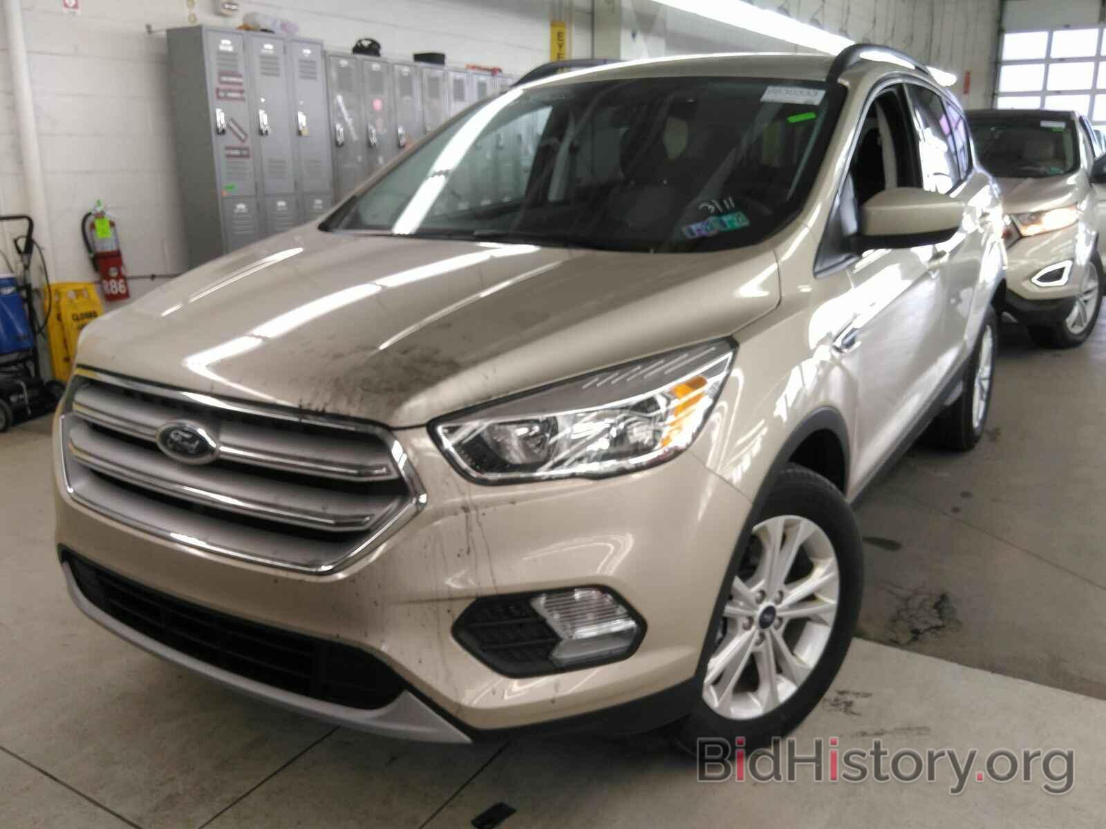 Photo 1FMCU9GD3JUB03031 - Ford Escape 2018