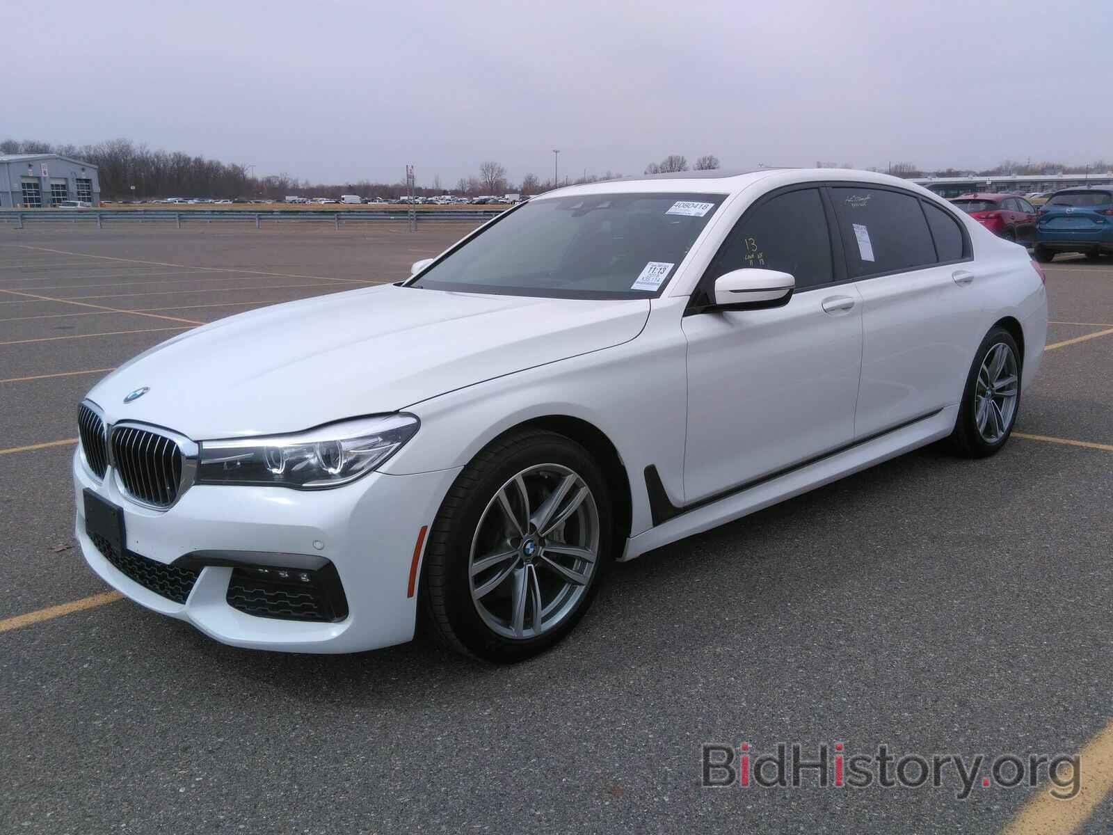 Photo WBA7E4C58KGV28567 - BMW 7 Series 2019