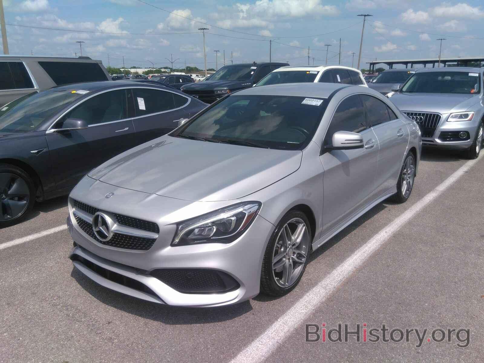 Photo WDDSJ4EB2HN455976 - Mercedes-Benz CLA 2017